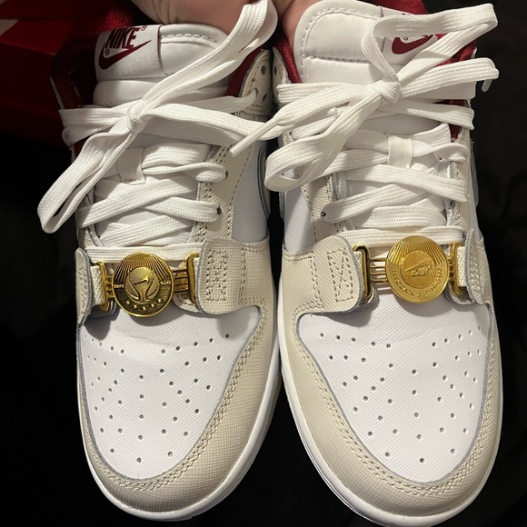 Nike dunks - Picture 2 of 4